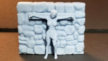 Load image into Gallery viewer, Female Prisoner Shackled To A Bar 28Mm Miniature
