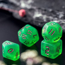 Load image into Gallery viewer, Spectral Green Poludie 7Pcs/Set Green/Pink DND Dice Set D4 D6 D8 D10 D% D12 D20 Translucent Polyhedral Dice for Role Playing Board Game D&amp;D MTG
