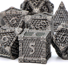 Load image into Gallery viewer, Dragon Scale Metal DND Dice Set, Dungeon and Dragon Polyhedral D&amp;D Dice Sets, D and D D+D RPG 20 Sided Dice D20 D12 D10 D% D8 D6 D4
